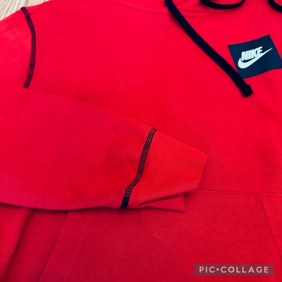 Nike Sportswear Pullover Hoodie - Picture 8 of 8
